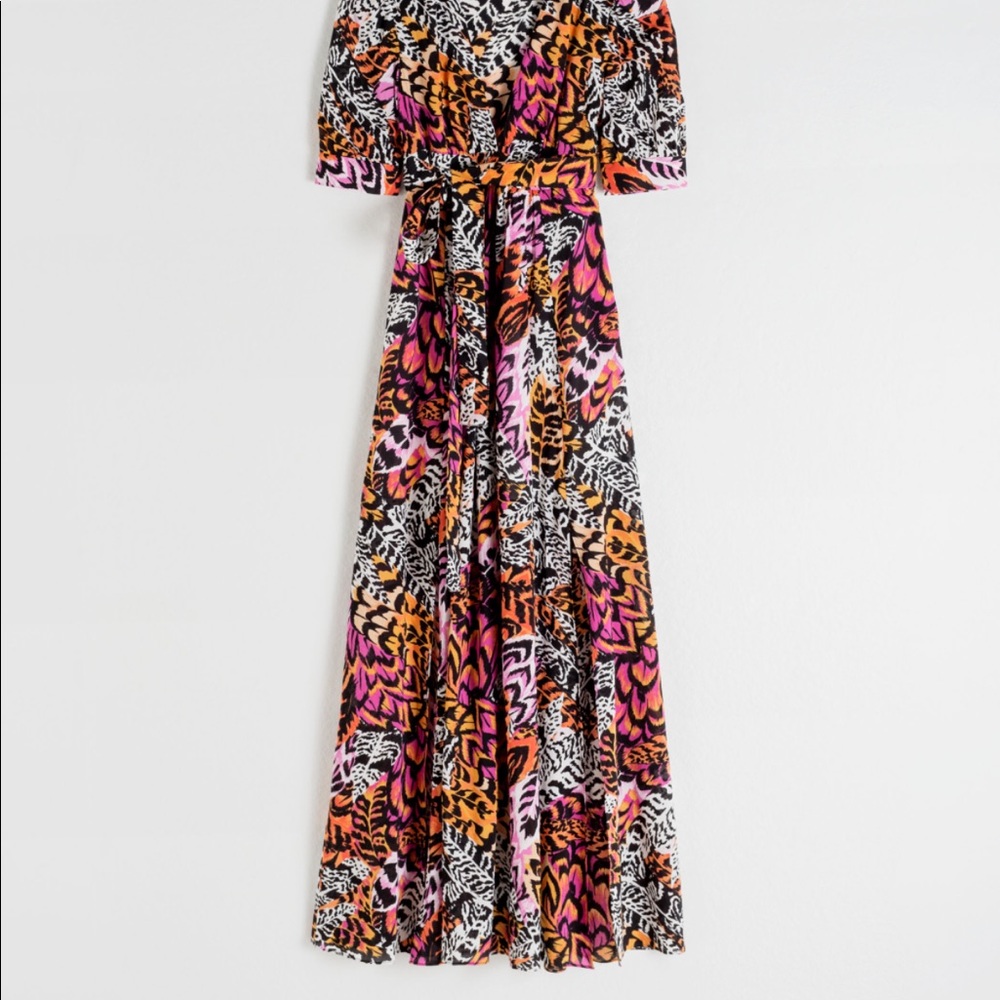 & other stories feather print maxi dress! Unworn